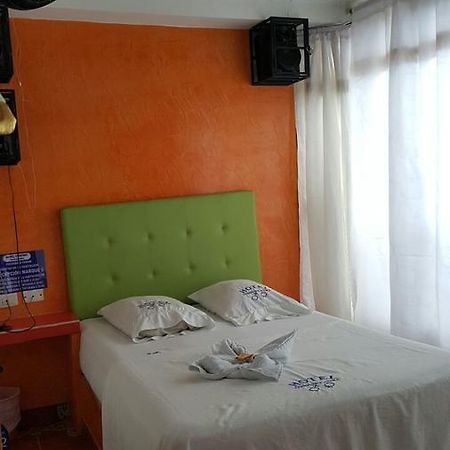 Hotel Confort Cuba Перейра Экстерьер фото